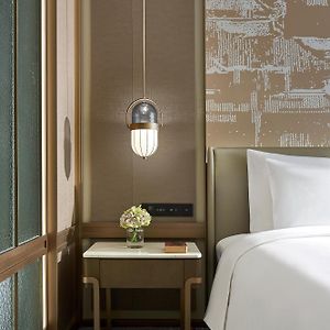 Grand Deluxe Twin Room